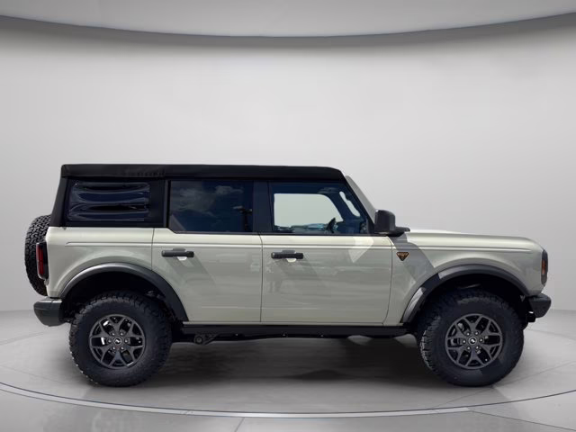 2025 Desert Sand Ford Bronco Badlands 4X4 Convertible