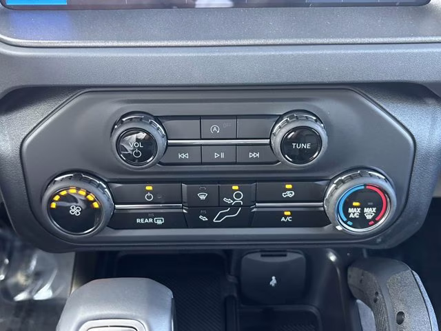 2025 Desert Sand Ford Bronco Badlands 4X4 Convertible