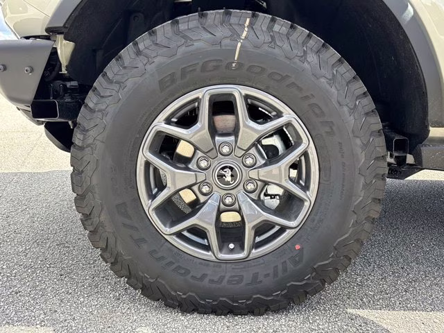 2025 Desert Sand Ford Bronco Badlands 4X4 Convertible