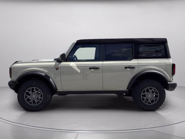 2025 Desert Sand Ford Bronco Badlands 4X4 Convertible