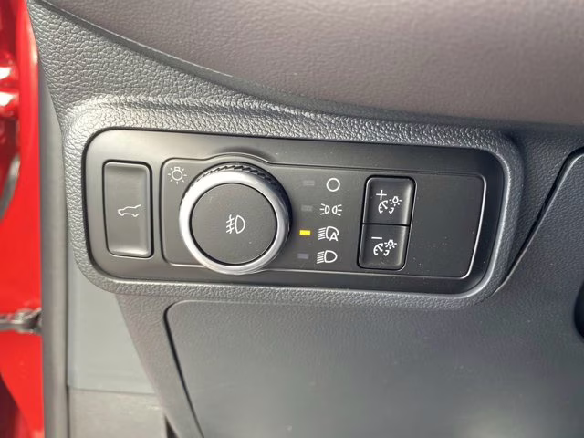 2026 Rapid Red Metallic Tinted Clearcoat Ford Explorer Platinum RWD SUV