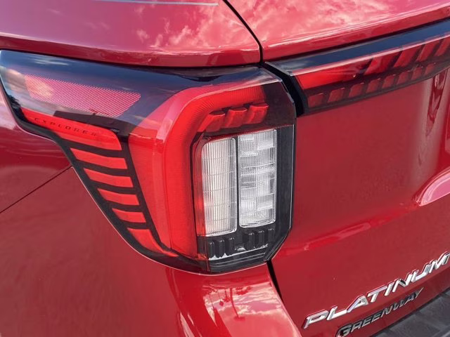 2026 Rapid Red Metallic Tinted Clearcoat Ford Explorer Platinum RWD SUV