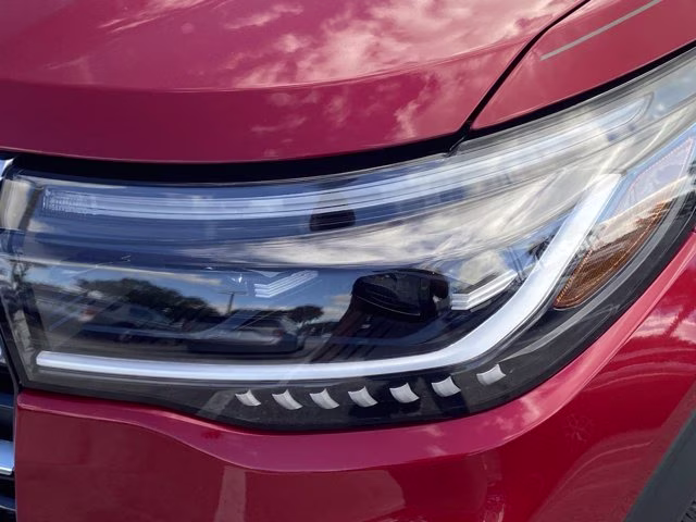 2026 Rapid Red Metallic Tinted Clearcoat Ford Explorer Platinum RWD SUV