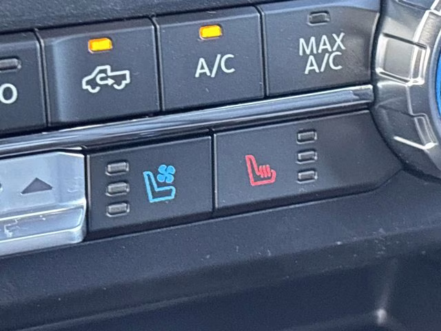 2026 Carbonized Gray Metallic Ford Super Duty F-250 SRW Lariat Lift 4X4 Truck