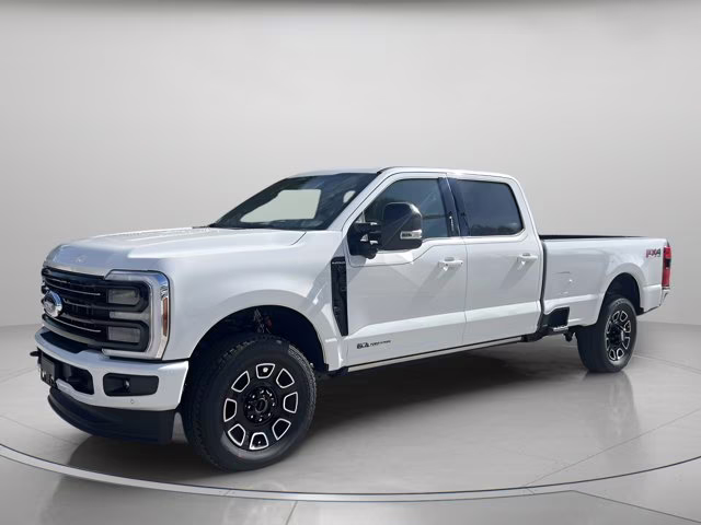 2026 Star White Metallic Tri-Coat Ford Super Duty F-250 SRW Platinum 4X4 Truck