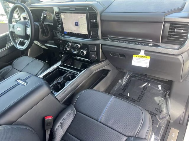 2026 Star White Metallic Tri-Coat Ford Super Duty F-250 SRW Platinum 4X4 Truck