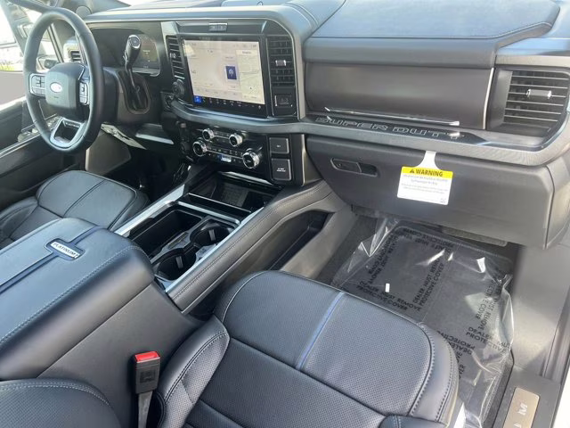 2026 Star White Metallic Tri-Coat Ford Super Duty F-250 SRW Platinum 4X4 Truck