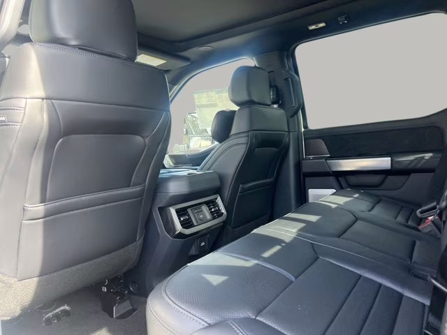 2026 Star White Metallic Tri-Coat Ford Super Duty F-250 SRW Platinum 4X4 Truck