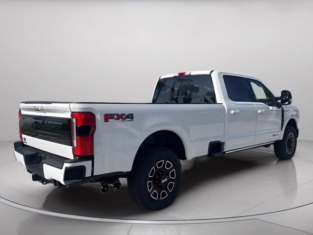 2026 Star White Metallic Tri-Coat Ford Super Duty F-250 SRW Platinum 4X4 Truck