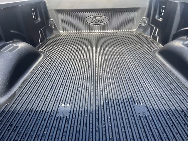 2026 Star White Metallic Tri-Coat Ford Super Duty F-250 SRW Platinum 4X4 Truck