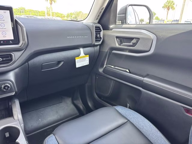 2025 Azure Gray Metallic Tri-Coat Ford Bronco Sport Outer Banks 4X4 SUV