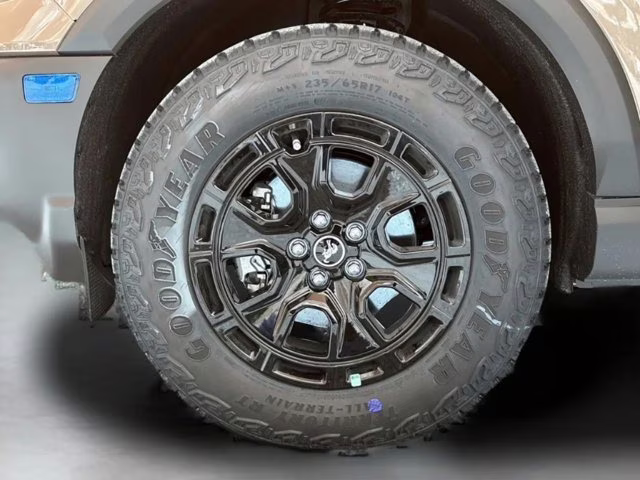 2025 Azure Gray Metallic Tri-Coat Ford Bronco Sport Outer Banks 4X4 SUV