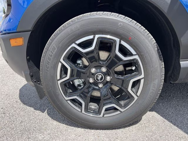 2025 Velocity Blue Metallic Ford Bronco Sport Outer Banks 4X4 SUV