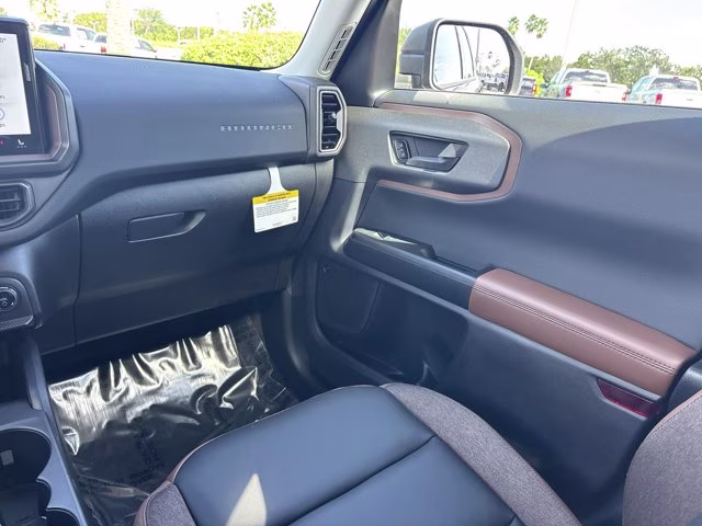 2025 Shadow Black Ford Bronco Sport Outer Banks 4X4 SUV