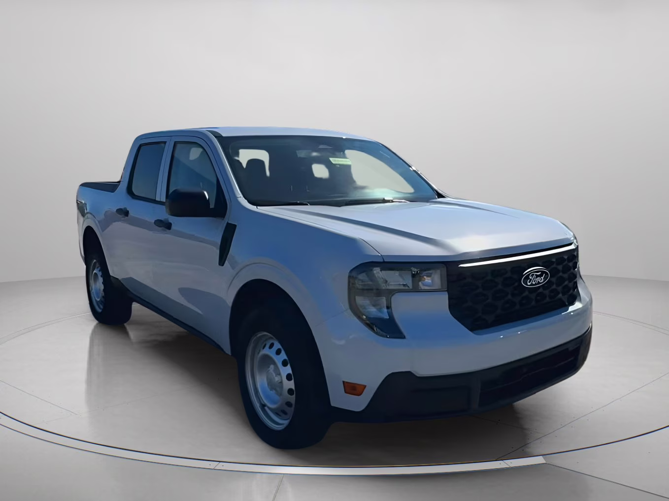 2025 White Metallic Ford Maverick XL Crew Cab Pickup FWD Truck