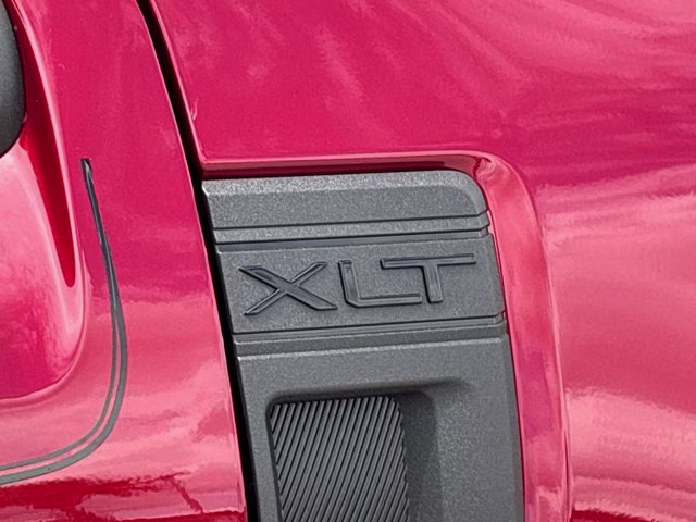 2025 Ruby Red Metallic Tinted Clearcoat Ford Maverick XLT AWD Truck