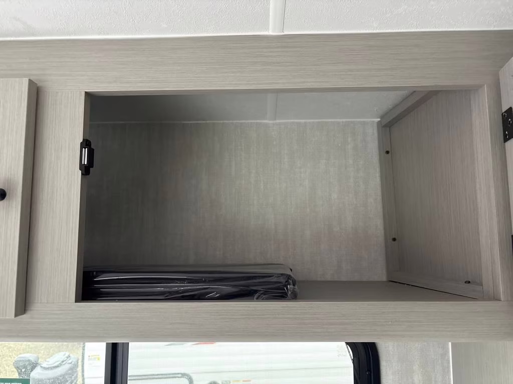 2026 white Coachmen Remote 18.2R Trailer