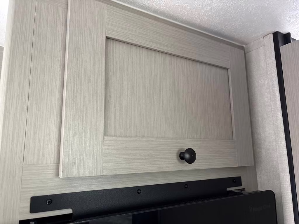 2026 white Coachmen Remote 18.2R Trailer