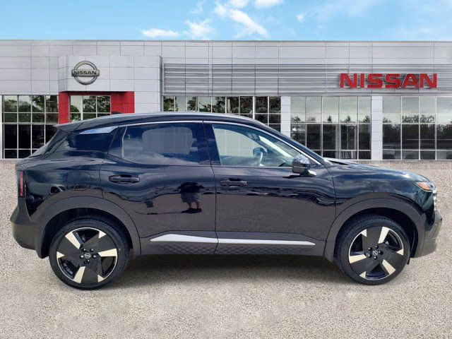 2025 Super Black Nissan Kicks SR FWD SUV