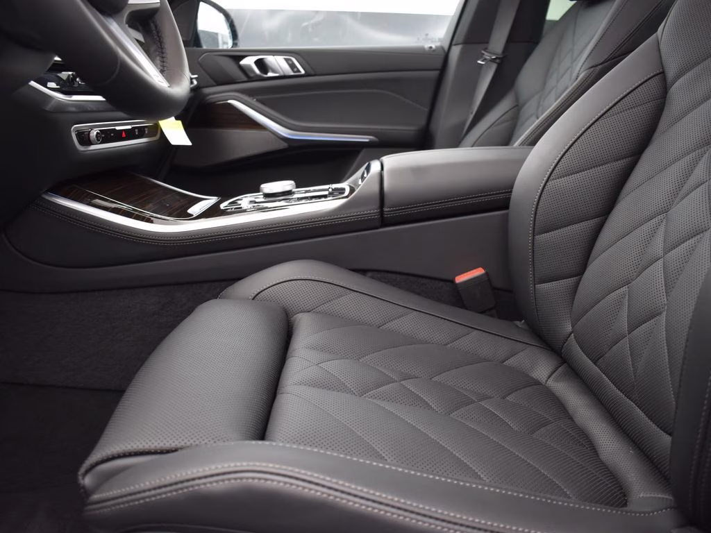 2026 Carbon Black Metallic BMW X5 xDrive50e AWD SUV