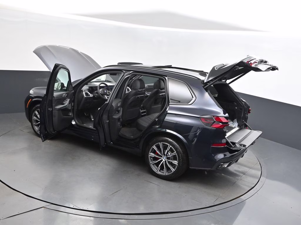 2026 Carbon Black Metallic BMW X5 xDrive50e AWD SUV
