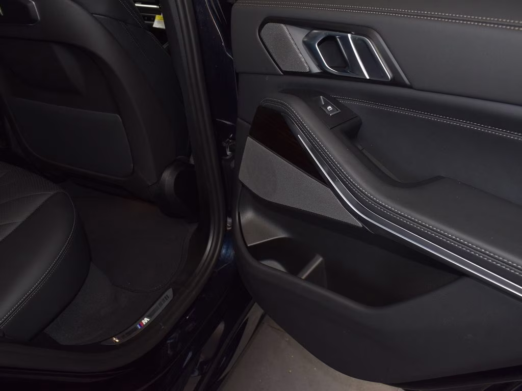 2026 Carbon Black Metallic BMW X5 xDrive50e AWD SUV