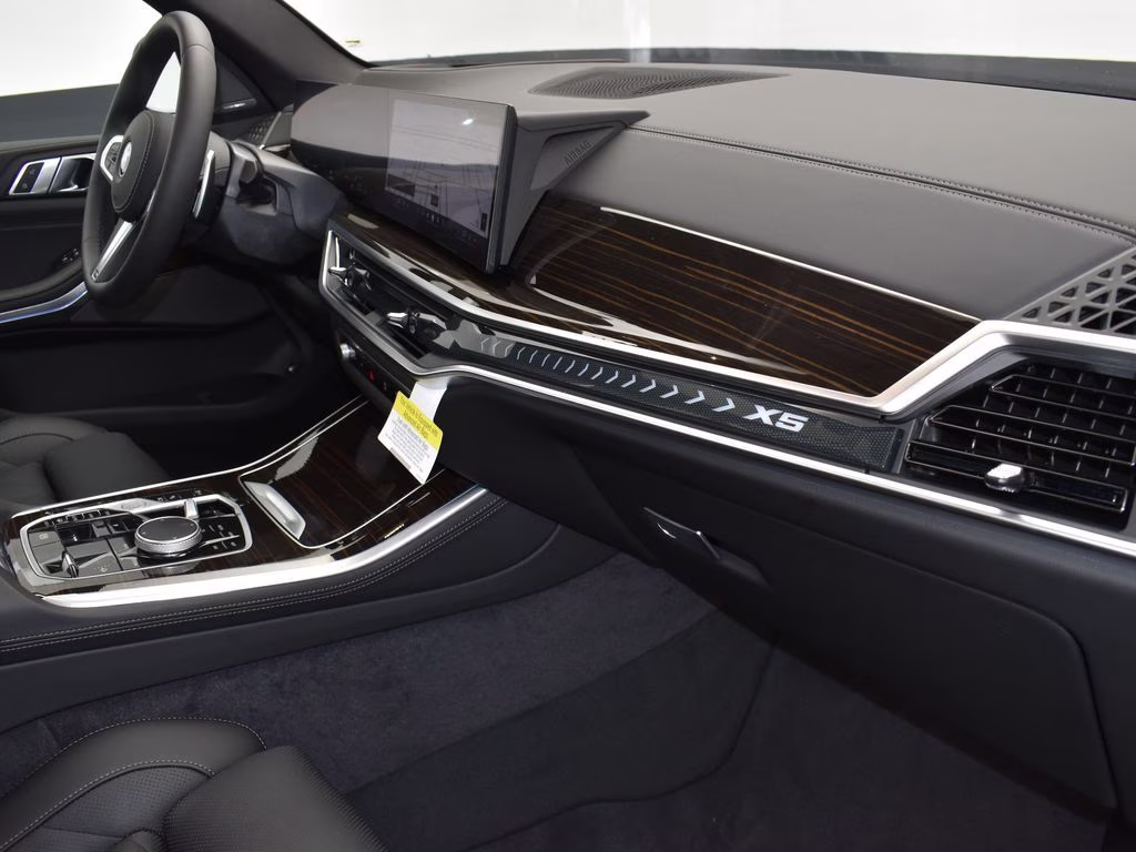 2026 Carbon Black Metallic BMW X5 xDrive50e AWD SUV