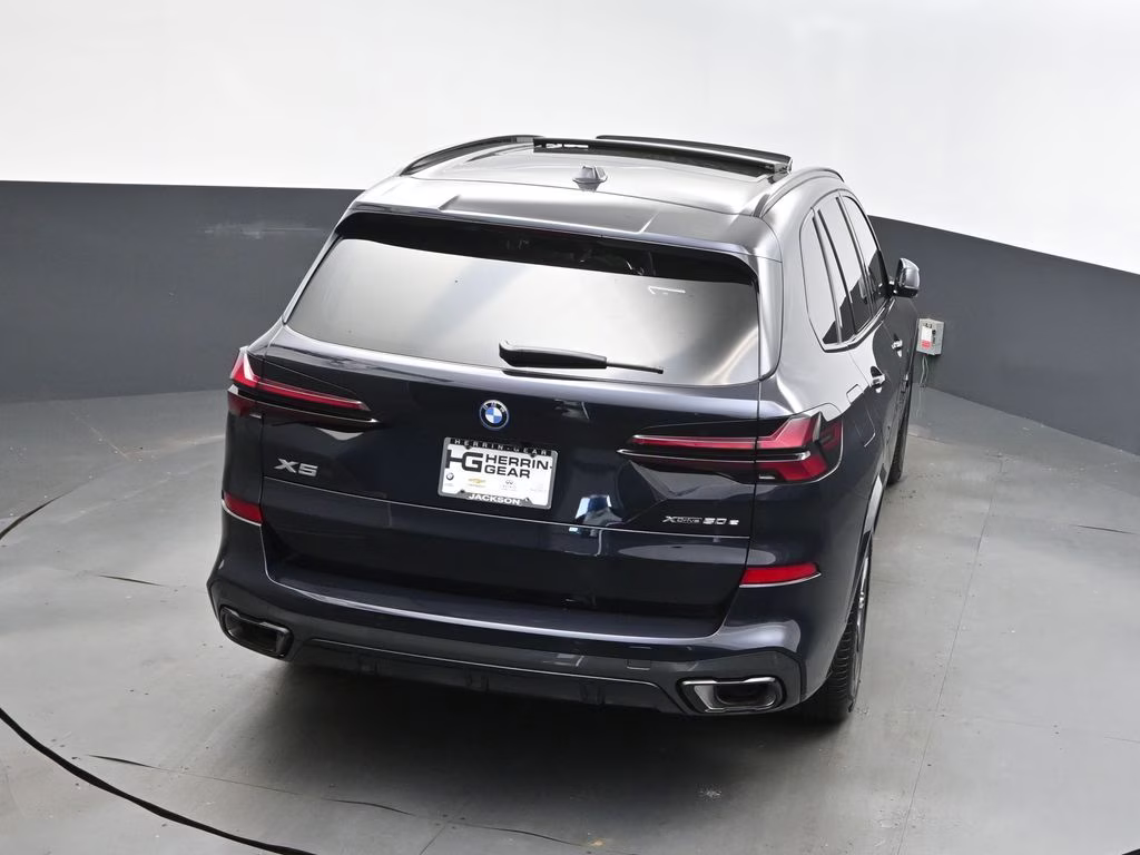 2026 Carbon Black Metallic BMW X5 xDrive50e AWD SUV