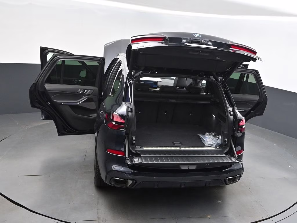 2026 Carbon Black Metallic BMW X5 xDrive50e AWD SUV