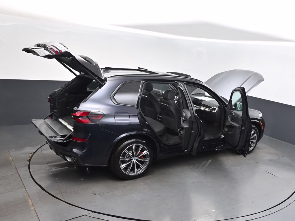 2026 Carbon Black Metallic BMW X5 xDrive50e AWD SUV