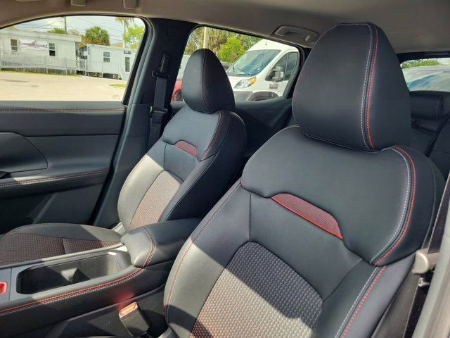 2025 Super Black Nissan Kicks SR FWD SUV