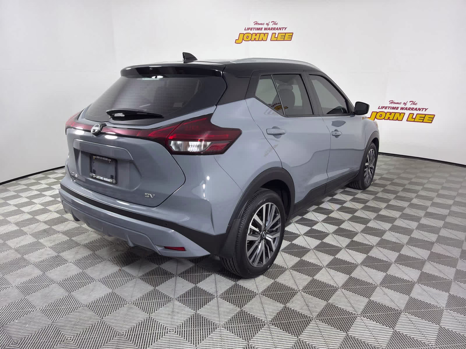 2023 Gray/Super Black Nissan Kicks SV FWD SUV