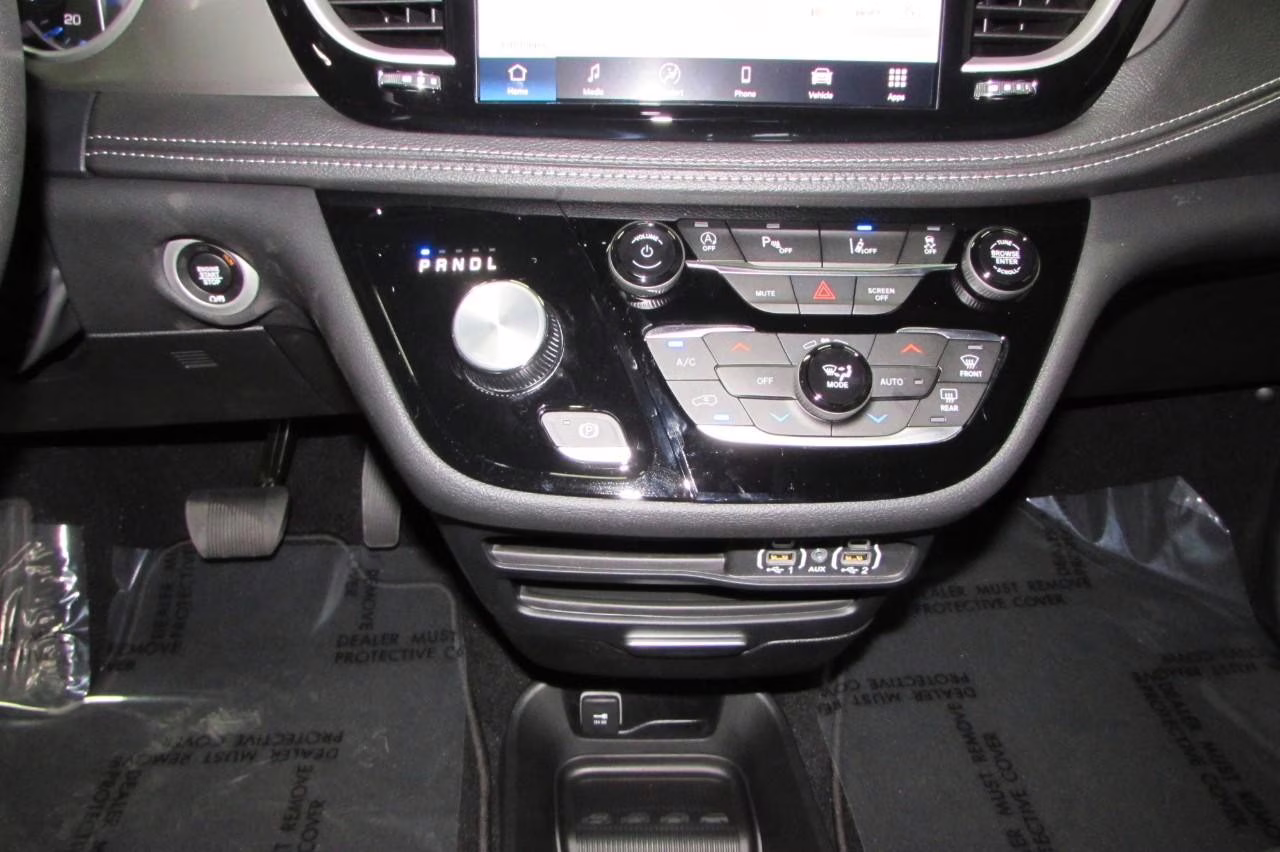 2025 Fathom Blue Pearlcoat Chrysler Pacifica Select FWD Van