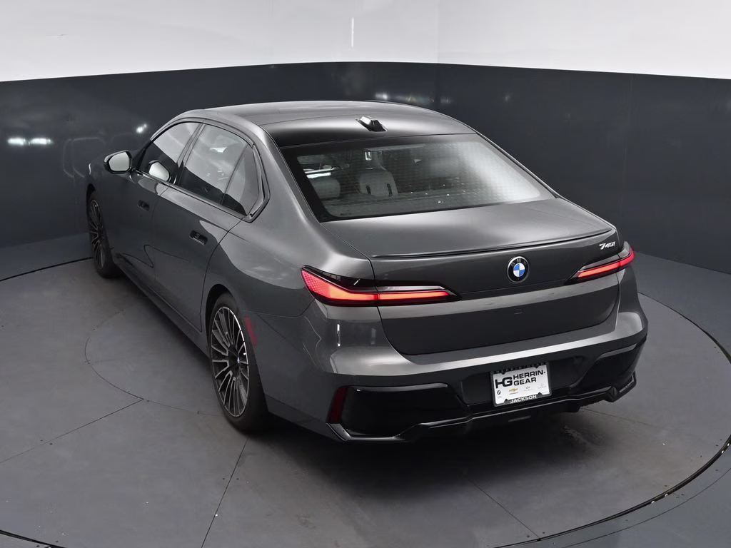 2026 Gray Metallic BMW 7 Series 740i RWD Sedan
