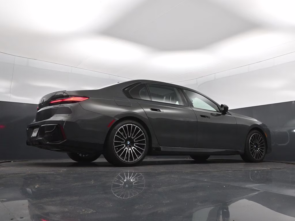 2026 Gray Metallic BMW 7 Series 740i RWD Sedan