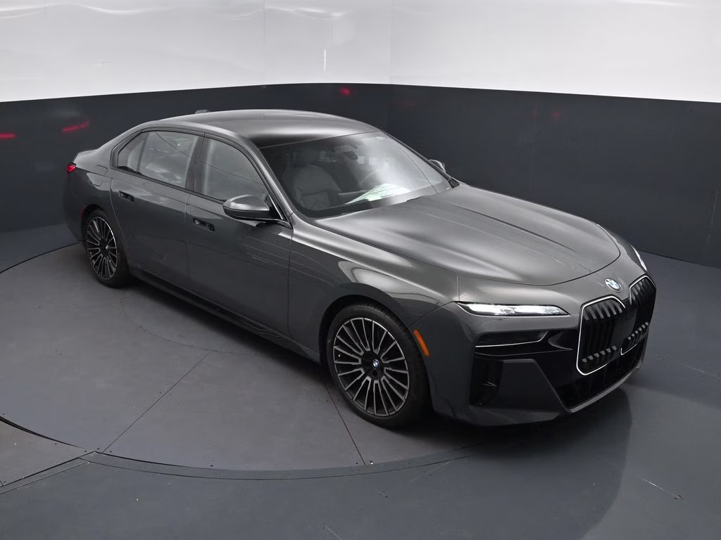 2026 Gray Metallic BMW 7 Series 740i RWD Sedan