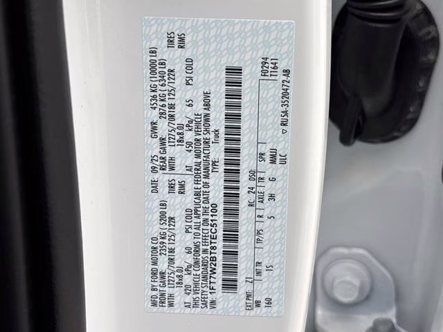 2026 Oxford White Ford Super Duty F-250 SRW XL 4X4 Truck