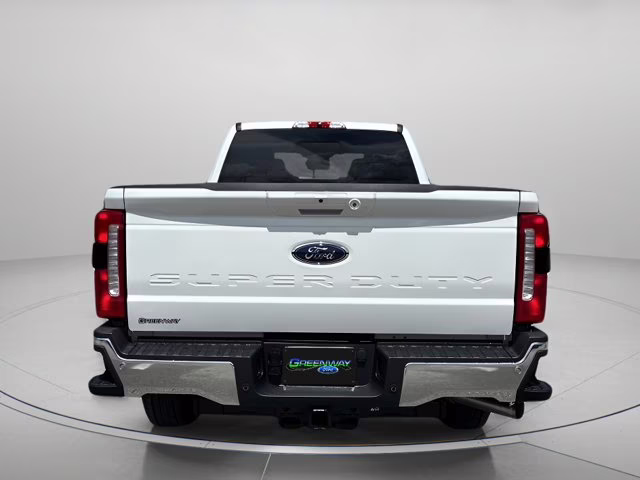 2026 Star White Metallic Tri-Coat Ford Super Duty F-350 SRW LARIAT RWD Truck