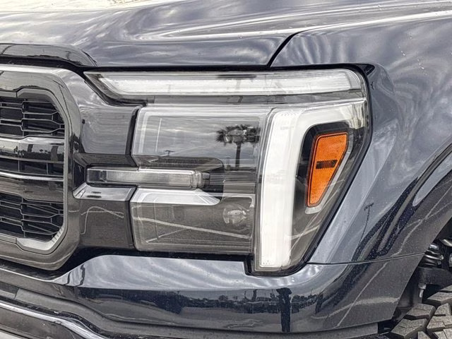2025 Antimatter Blue Metallic Ford F-150 LARIAT 4X4 Truck