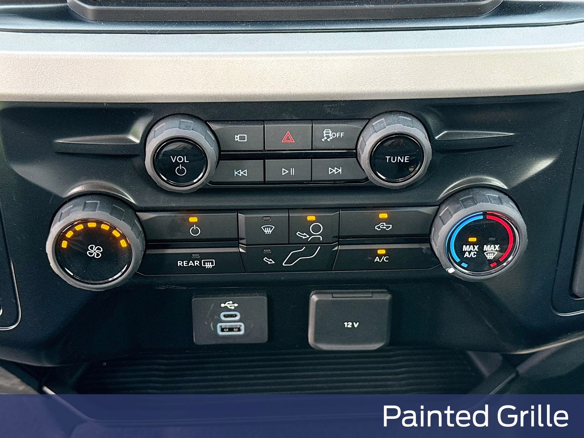 2025 Oxford White Ford Super Duty F-350 SRW XL 4X4 Truck