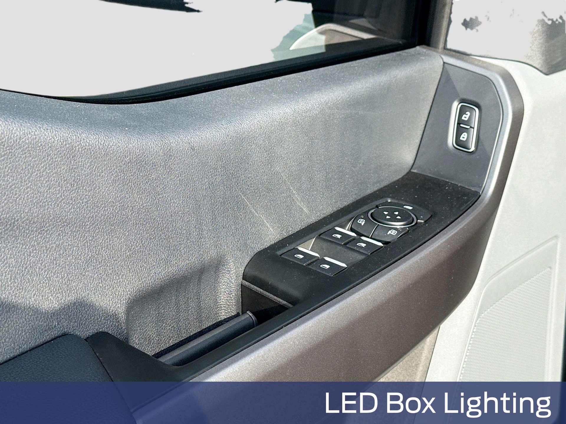 2025 Oxford White Ford Super Duty F-350 SRW XL 4X4 Truck