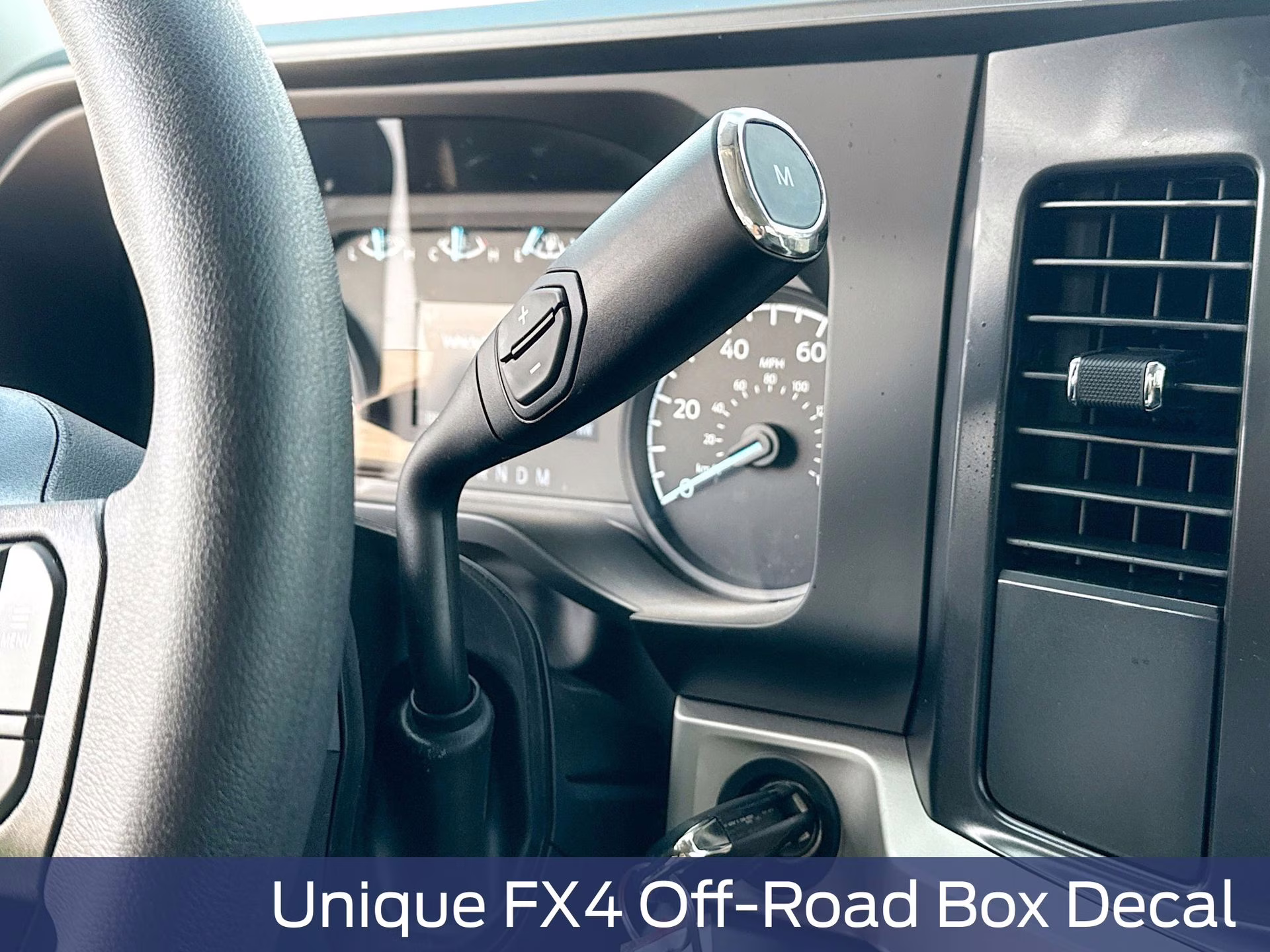 2025 Oxford White Ford Super Duty F-350 SRW XL 4X4 Truck