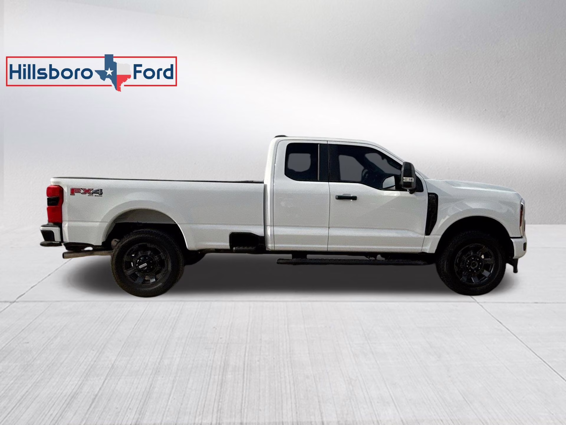 2025 Oxford White Ford Super Duty F-350 SRW XL 4X4 Truck