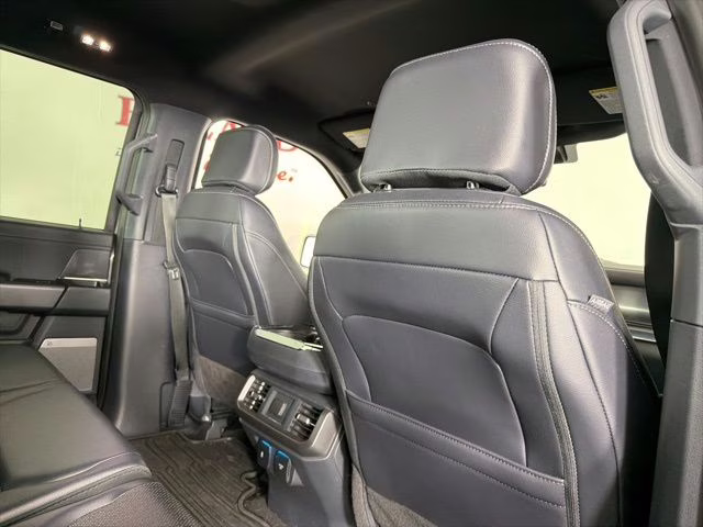 2025 Gray Metallic Ford F-150 Lariat 4X4 Truck