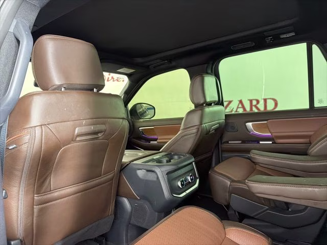 2025 Silver Metallic Ford Expedition Max King Ranch 4X4 SUV