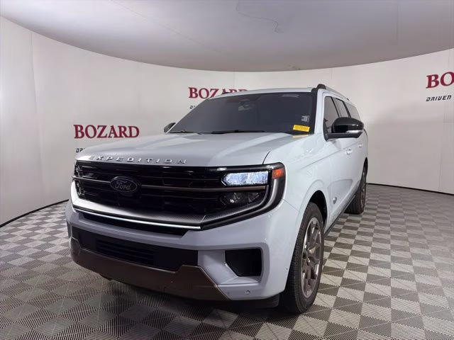2025 Silver Metallic Ford Expedition Max King Ranch 4X4 SUV