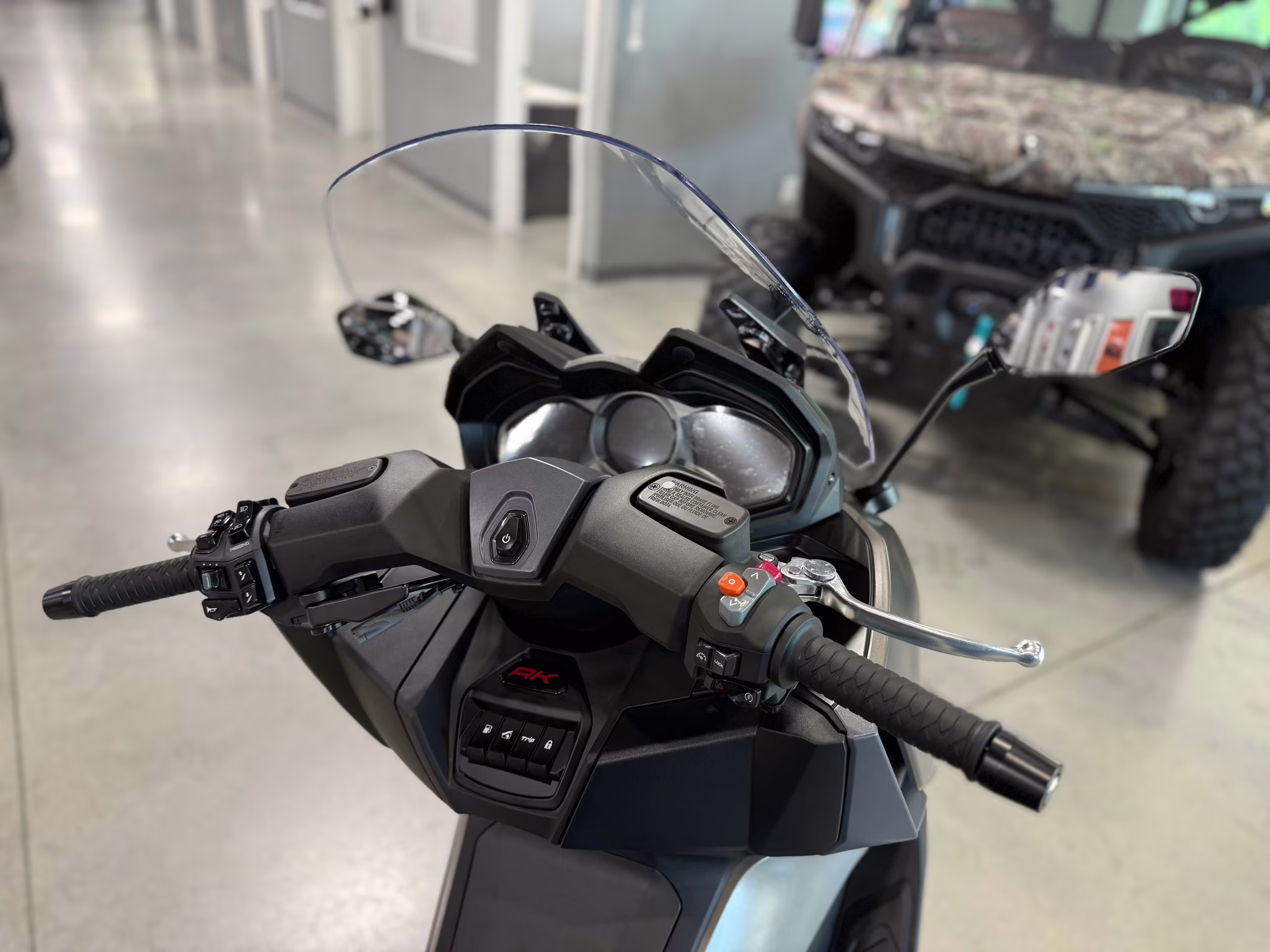 2026 - KYMCO AK 550i ABS Premium Motorcycle