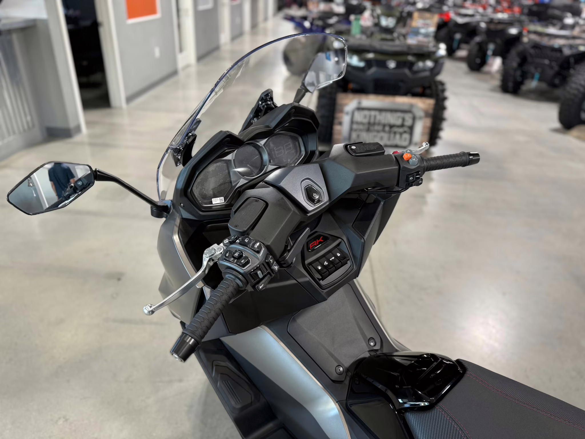 2026 - KYMCO AK 550i ABS Premium Motorcycle