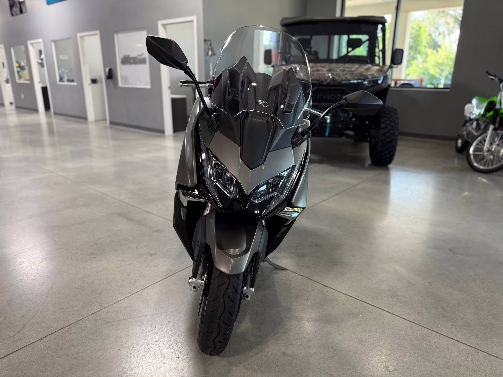 2026 - KYMCO AK 550i ABS Premium Motorcycle