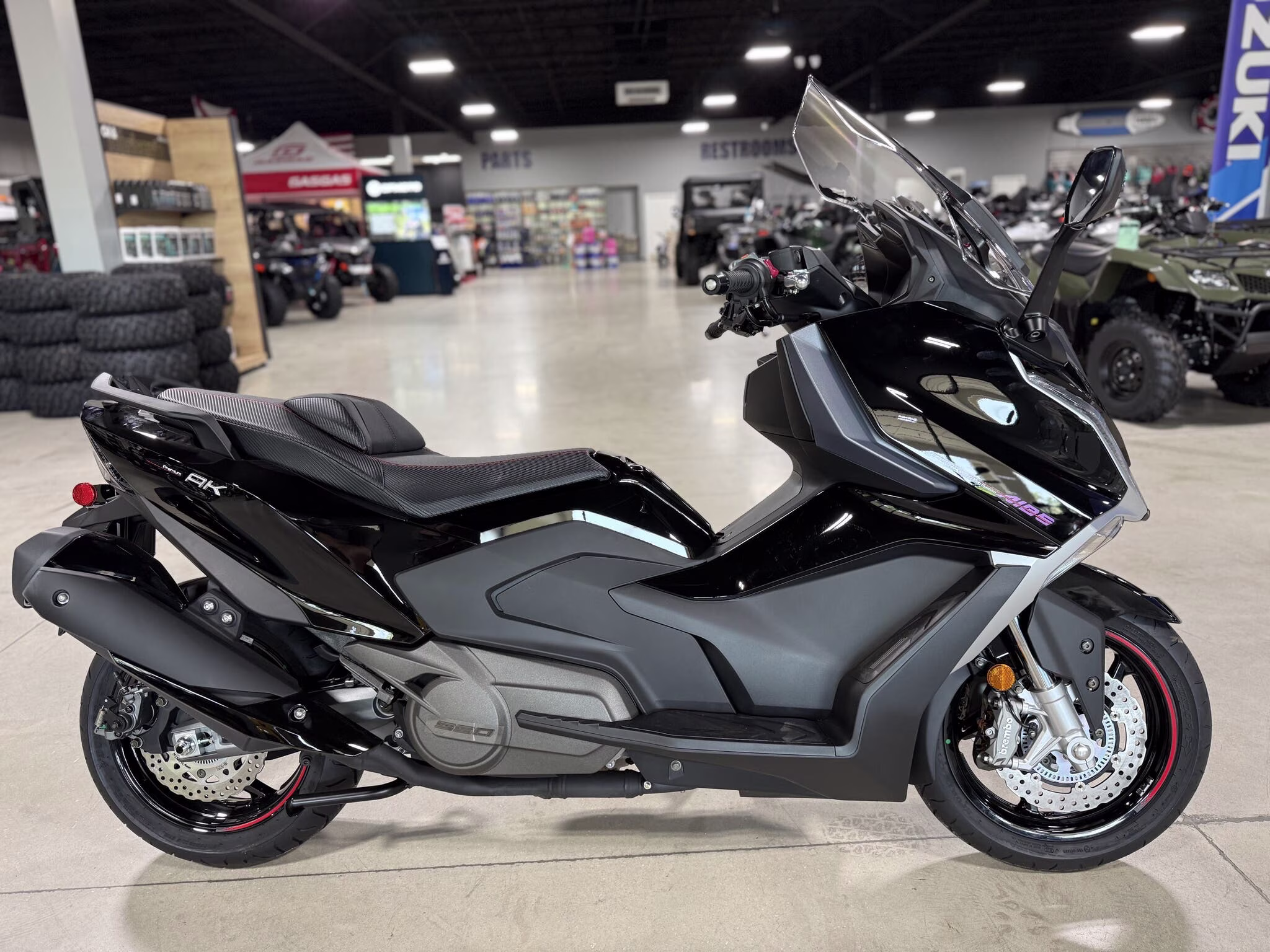 2026 - KYMCO AK 550i ABS Premium Motorcycle